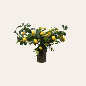 citroen-decoratie-set-vaas-bruiloft.jpg citroen decoratie set met vaas voor mediterrane bruiloft styling