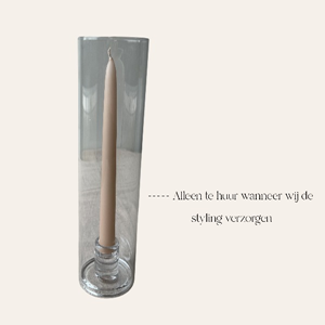 glazen-windlicht-cilinder-kaars-bruiloft.jpg glazen windlicht cilinder voor kaarsen op bruiloft tafel decoratie