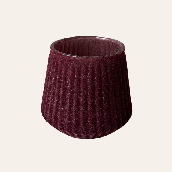 bordeaux-velvet-waxinelichthouder-bruiloft.jpg bordeaux velvet waxinelichthouder voor bruiloft tafeldecoratie