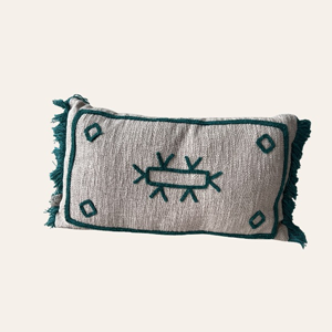 sierkussen boho petrol voor bruiloft lounge styling